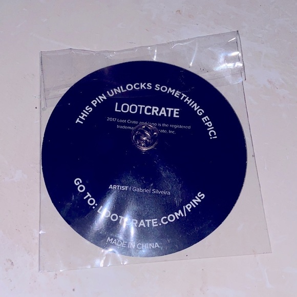 Mythical Dracula 🧛‍♂️ Lootcrate #lootpins oct 2017 📌 Gabriel Silveira 🎨 nwt‌‍ - Picture 2 of 3